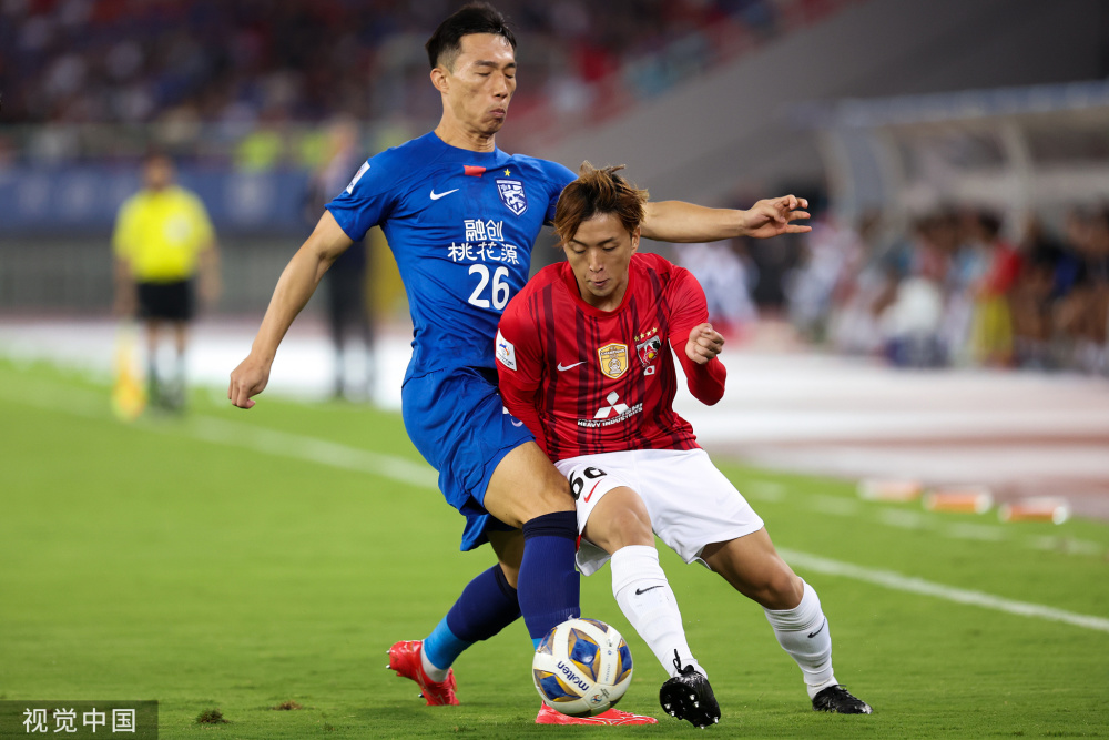 包含武汉三镇迎亚冠关键赛，今晚单刀错失，震撼外界，球队文化再被提及的词条