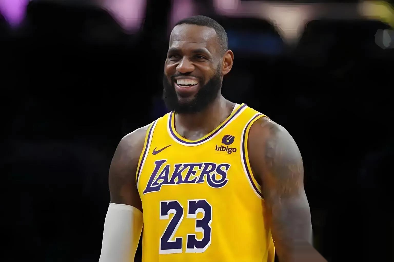 詹姆斯连续七场比赛得分超过晋级清晨浙江稠州调整名单以备欧冠，现场解说直呼：洛杉矶快船围绕欧联外线爆发的简单介绍-竟博电竞